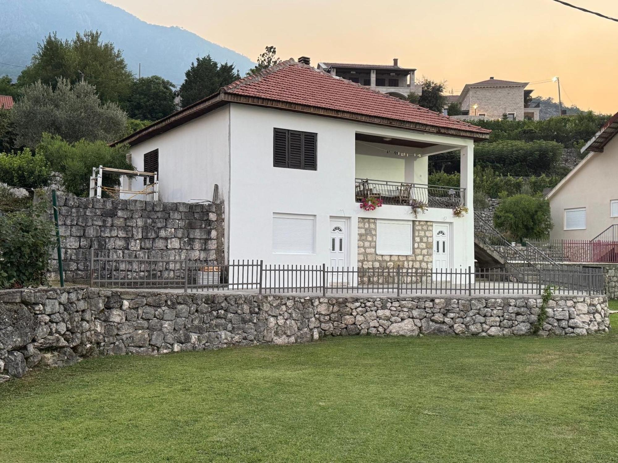 Country House Vukmanovic Bukovik Virpazar Eksteriør billede